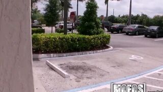 Pick-up sex with an unfamiliar girl turns out good