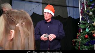 An old man in a crowd fucked the beautiful Snow Maiden