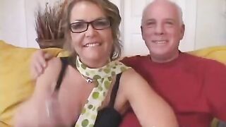 The old grandfather allowed his wife to study with a student