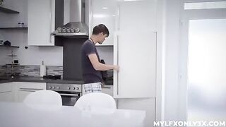 I got horny and had sex with the cute maid in stockings