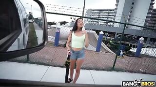 Strippers are paid in dick, not in money - Hunt4K