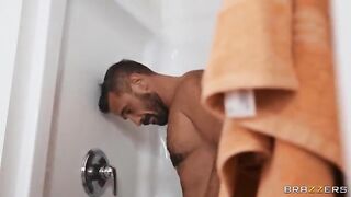 Nicole is only up for anal sex, nothing else will do
