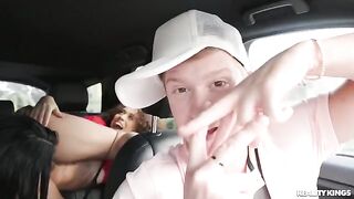 A pick-up guy found a girl and fucked her for money