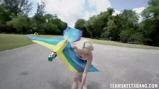 A girl cannot restrain her nymphomaniac urges on the nature backdrop