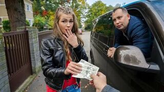 The guy agreed to have sex for money in his car