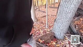 A married couple has sex while walking in the park without any hindrance