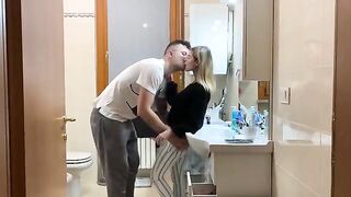 My girlfriend closes herself in the bathroom and wants to be fucked