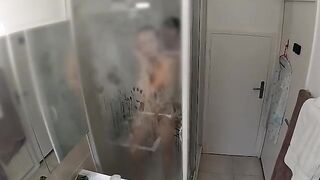 The guy did not let his girlfriend wash in peace