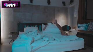 Girl came to her stepbrother's room after the party and got fucked