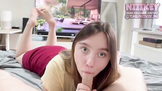 A beautiful girl met a guy and sucked his dick on the first date