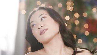 Asian chick gets her pussy licked in the hottest way ever