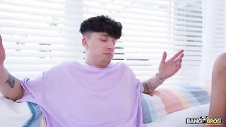Two girls shared a big cock and made a blowjob together