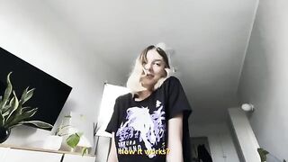 Show us how you can use your mouth, babe