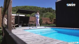 Fitness girl has improved her daily activities and now she can fuck like a pro