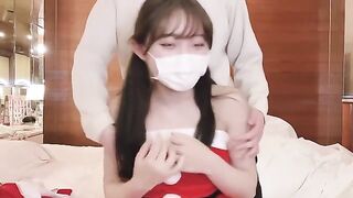 An amateur couple has sex in different poses, the girl comes inside