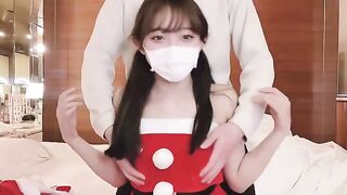 An amateur couple has sex in different poses, the girl comes inside