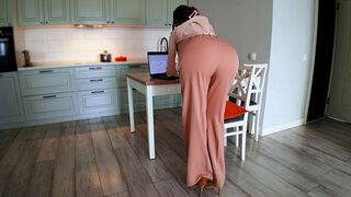 You can't ignore such a tempting round ass