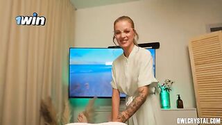 A masseuse has a massage according to all the rules of eroticism