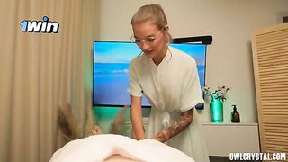 A masseuse has a massage according to all the rules of eroticism