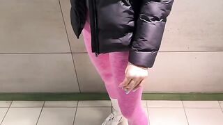 Don't turn around, just moan louder: the Italian babe's quickie in the toilet