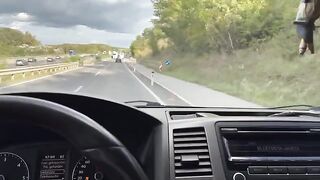 The guy fucked sexy girl in her car through Uber