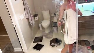 Hot step mom shares a cock with her girlfriend in sauna