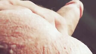 A guy has sex with his hand in the exclusive video
