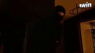The housewife was fucked by a stranger who broke in her house