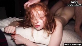 From a kiss to swallowing – just a tilt of the head, a perfect display of domination