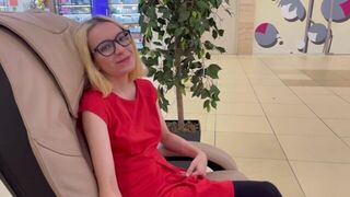 A pretty baby agreed to have sex for money in the toilet
