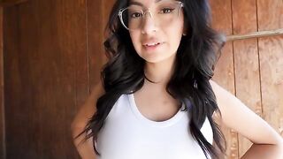 A hot lady seduced her contractor and got fucked outdoors