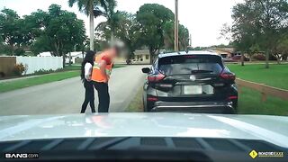 A pretty girl got a blowjob from the mechanic to fix her car