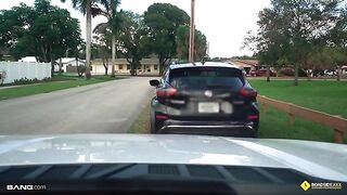 A pretty girl got a blowjob from the mechanic to fix her car